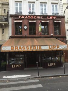 Die Brasserie Lipp am Boulevard Saint-Germain. ©Foto: Anne-Kathrin Reif